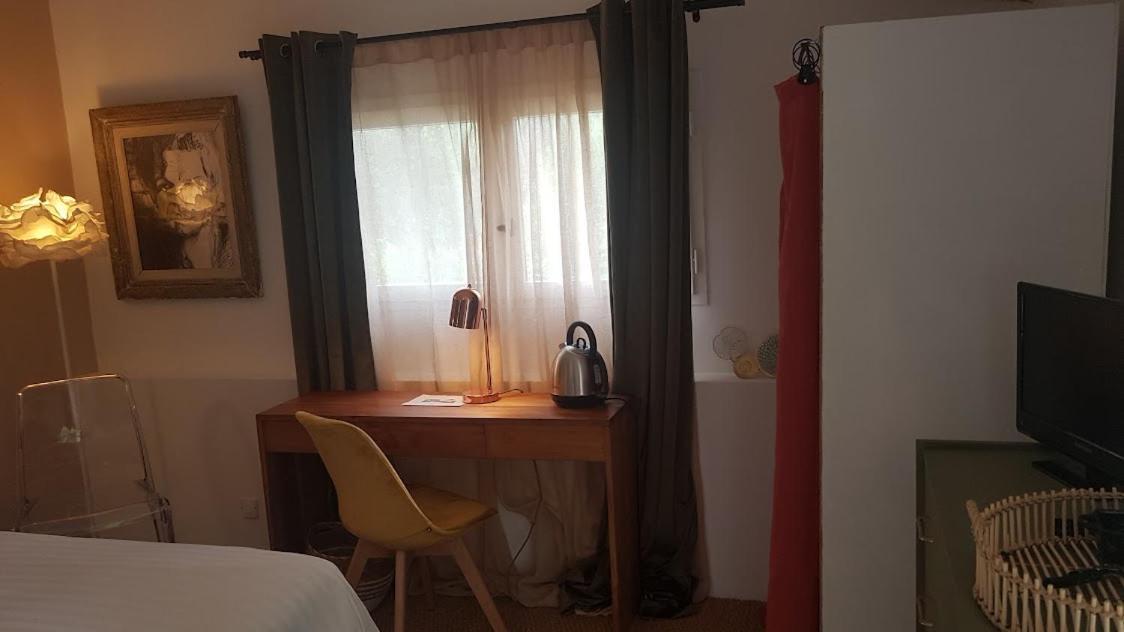 La Maison De Charlie Vaugines Eksteriør billede