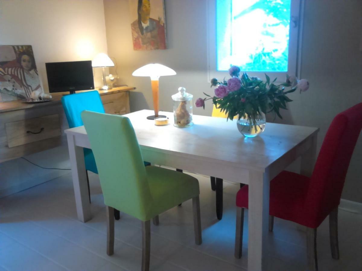 La Maison De Charlie Vaugines Eksteriør billede